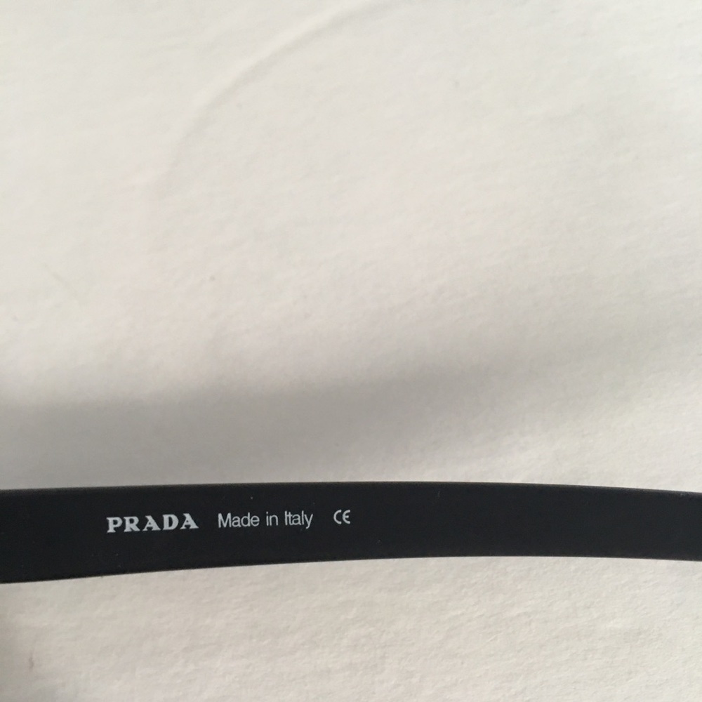 BLACK-PRADA SUNGLASSES - Picture 5 of 7